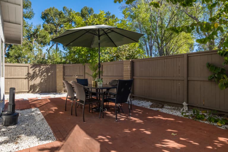 Irvine Detox - banyan tree - patio exterior scbh 2023